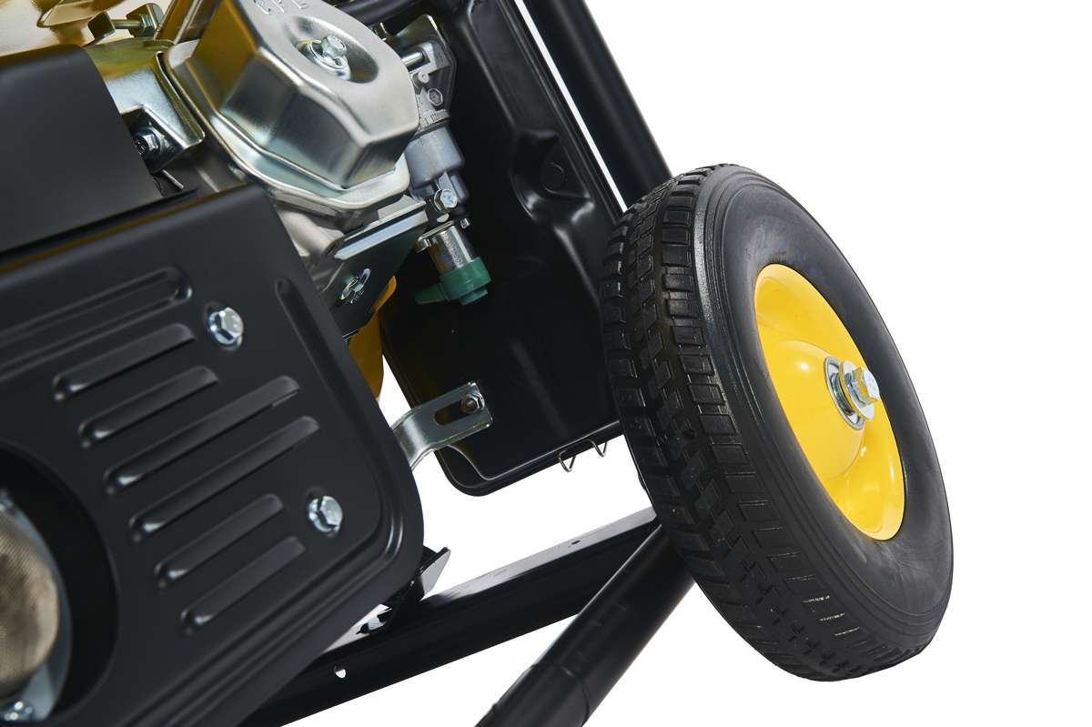 Generator benzynowy Champion 8000 W